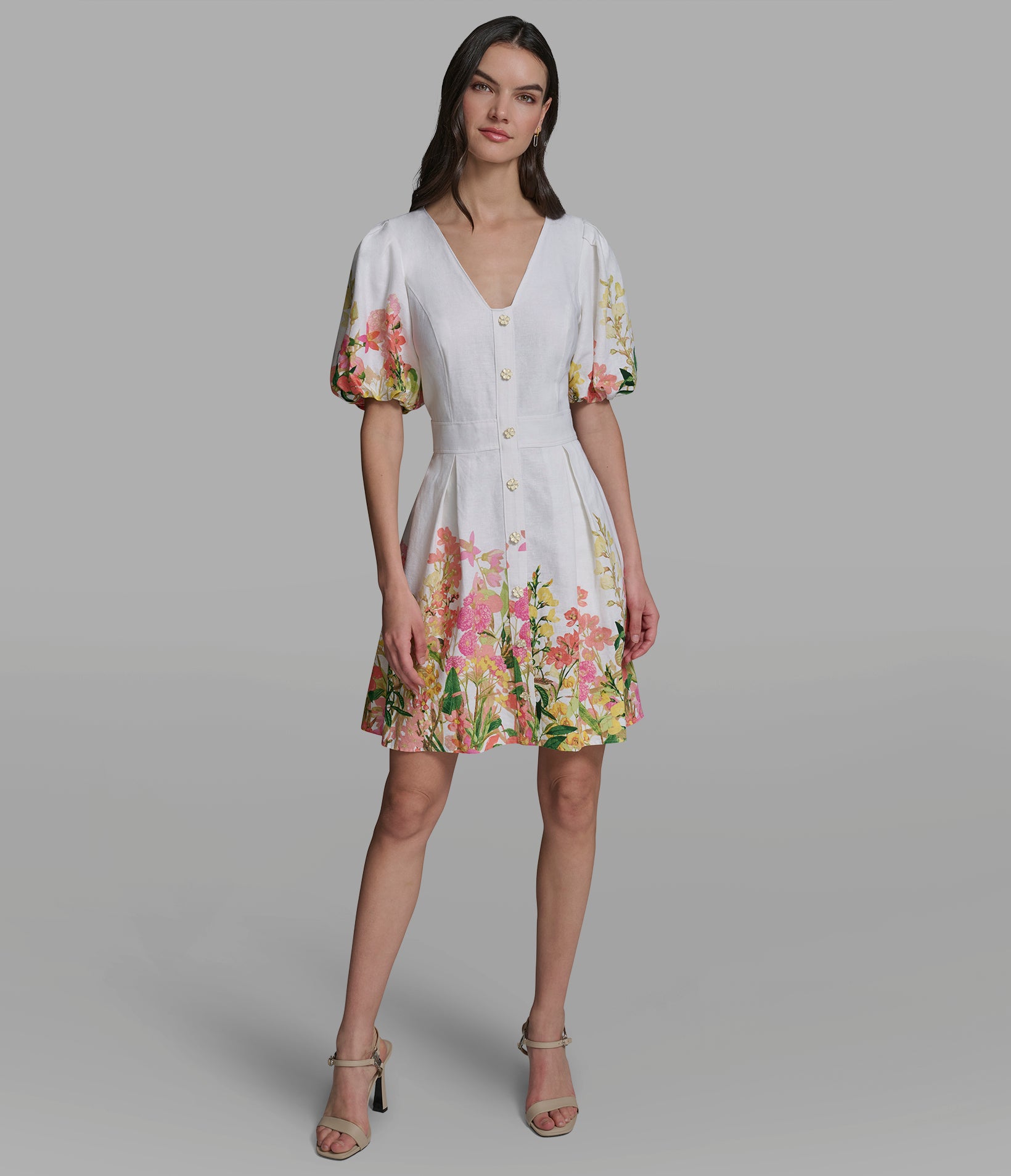 SHORT SLEEVE FLORAL FIT & FLARE DRESS VIEW 4 | Women's Clothing SHORT SLEEVE FLORAL FIT & FLARE DRESS VIEW 4 | Women's Clothing