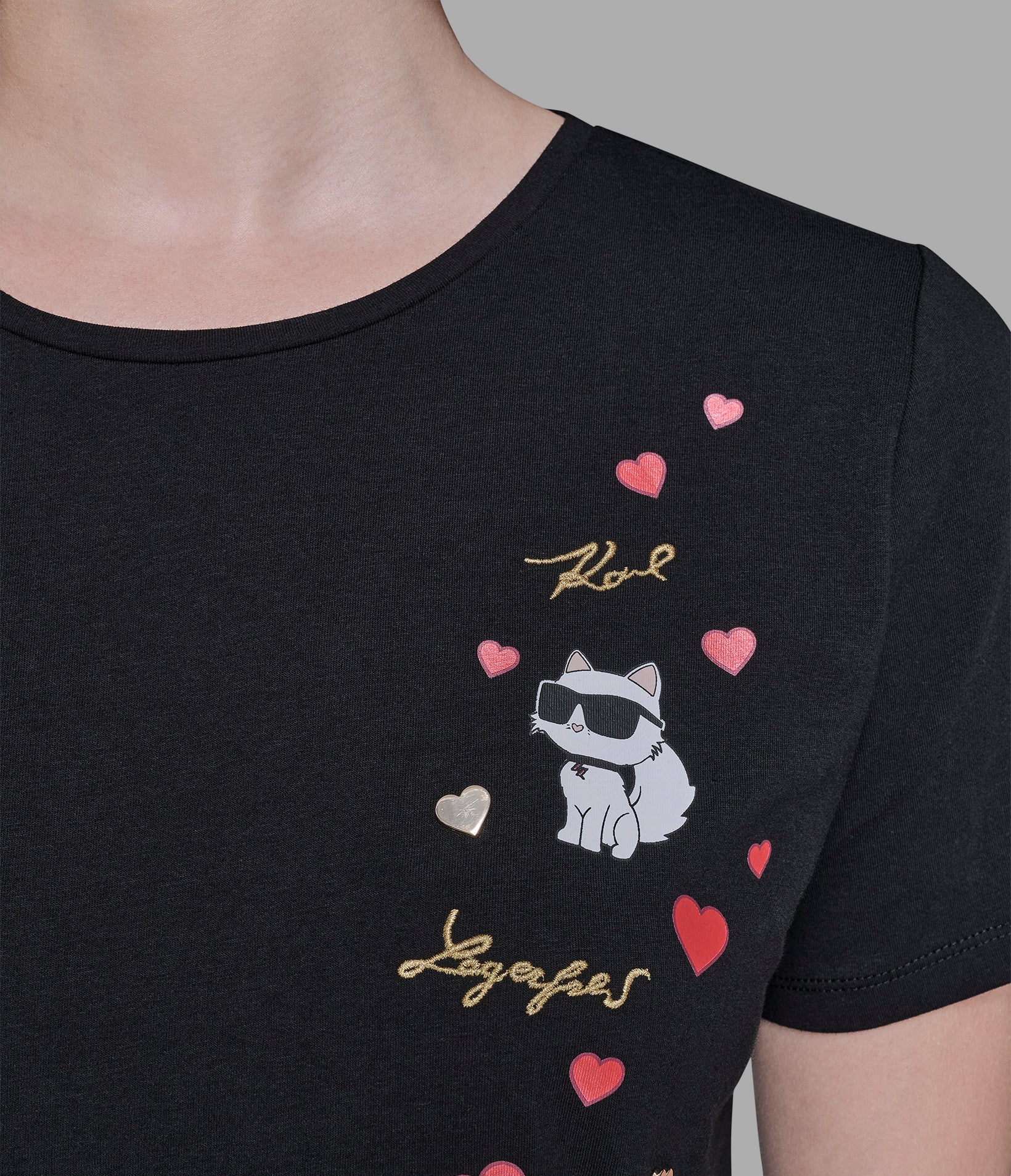 CATE PINS TEE VIEW 6 CATE PINS TEE VIEW 6