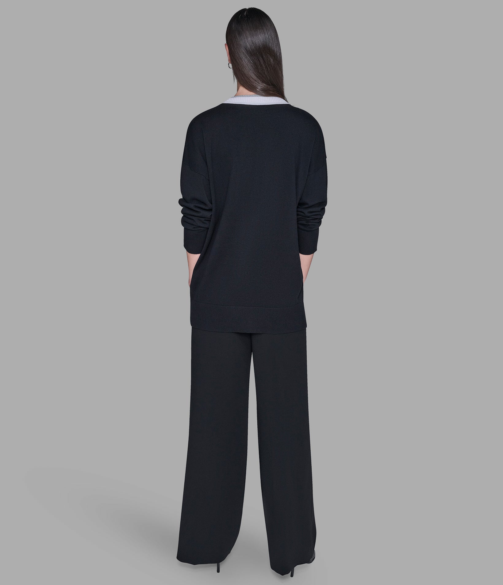 VARSITY CARDIGAN WITH PATCHES View 2 | Women's Tops & Sweaters VARSITY CARDIGAN WITH PATCHES View 2 | Women's Tops & Sweaters