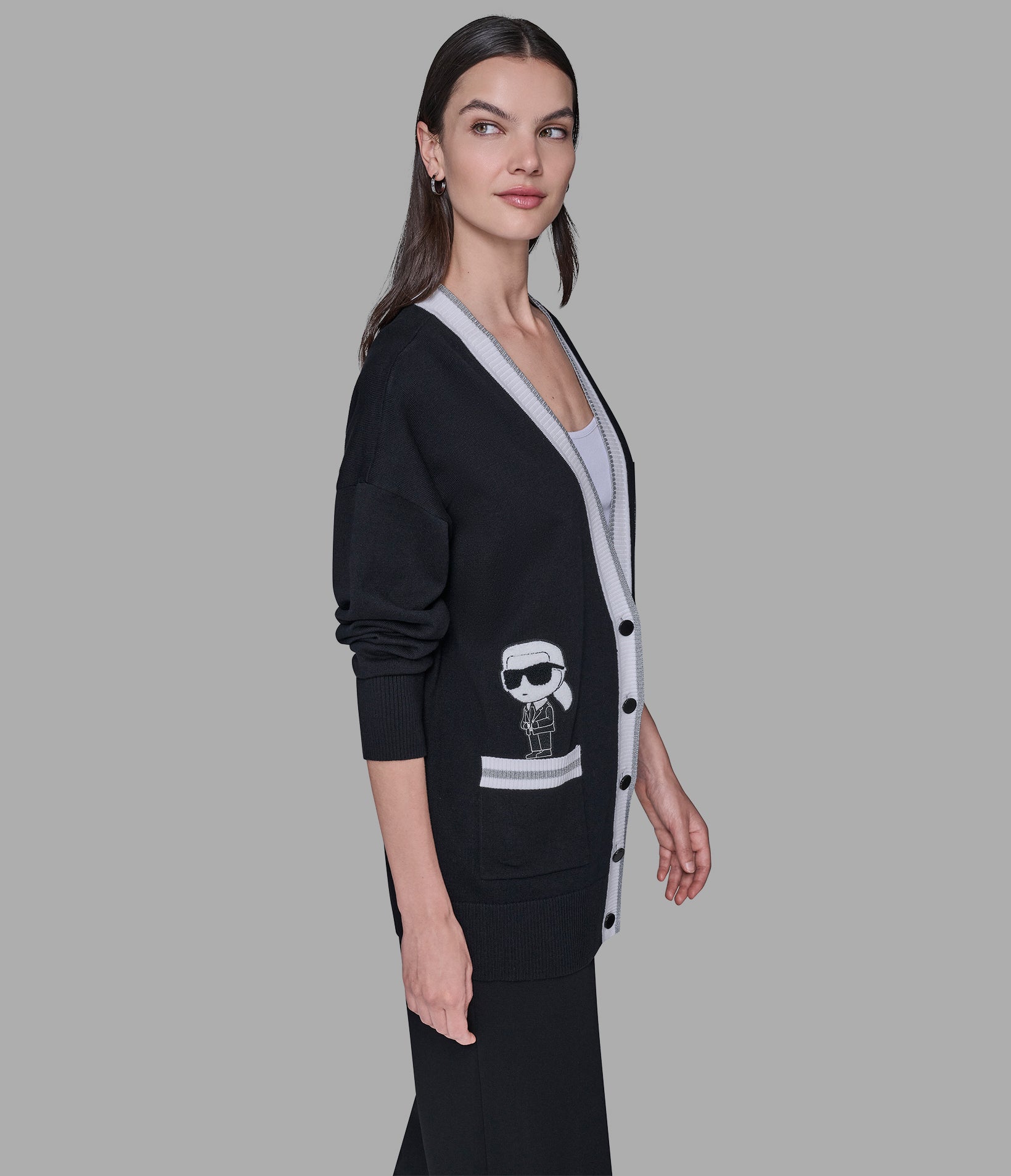 VARSITY CARDIGAN WITH PATCHES VIEW 4 | Women's Sale VARSITY CARDIGAN WITH PATCHES VIEW 4 | Women's Sale