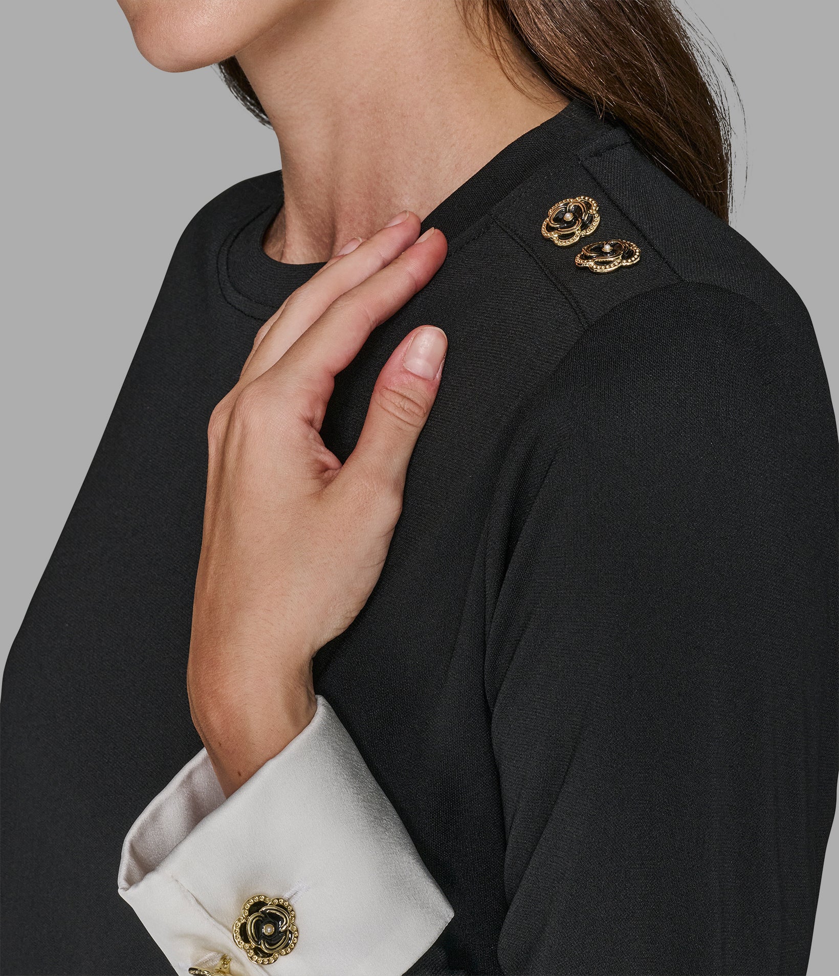 KNIT TOP WITH FLORAL BUTTONS VIEW 5 | Women's Sale KNIT TOP WITH FLORAL BUTTONS VIEW 5 | Women's Sale