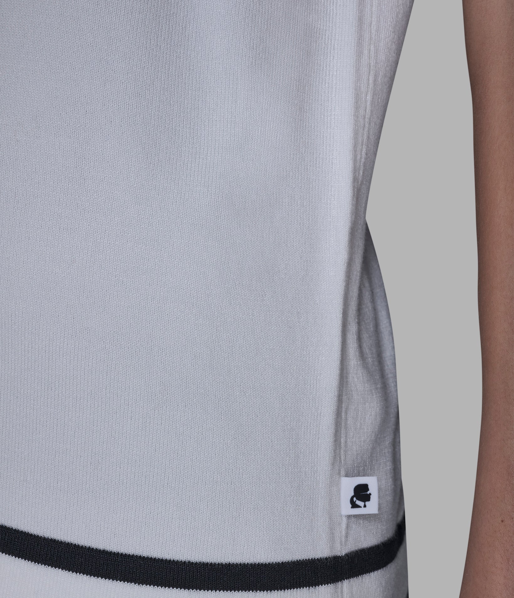 SHORT SLEEVE CONTRAST TRIM SWEATER VIEW 6 | Women's Tops & Sweaters SHORT SLEEVE CONTRAST TRIM SWEATER VIEW 6 | Women's Tops & Sweaters