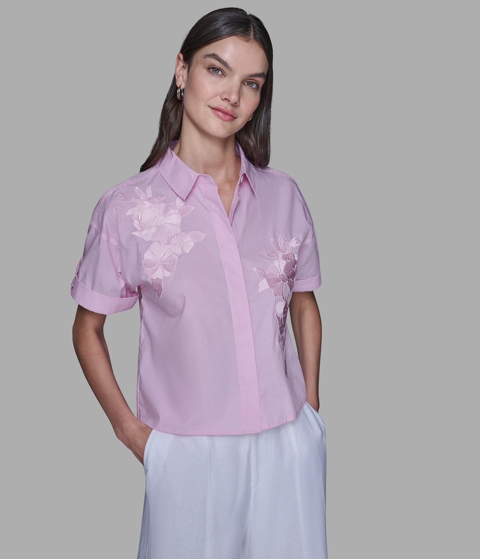 SHORT SLEEVE EMBROIDERED POPLIN SHIRT View 1 | Women's Sale SHORT SLEEVE EMBROIDERED POPLIN SHIRT View 1 | Women's Sale