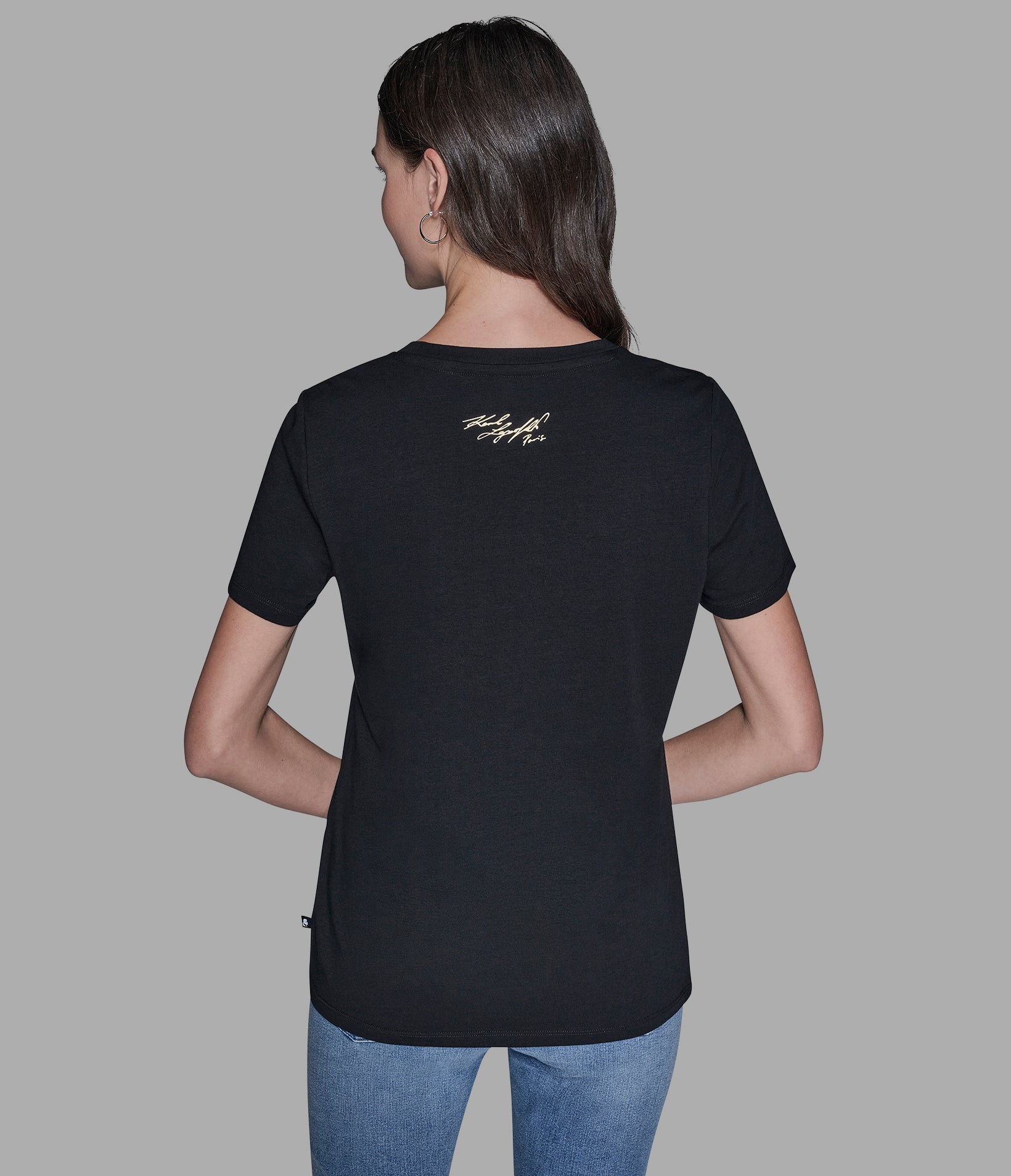 CHARM NECKLACE TEE View 2 | Products CHARM NECKLACE TEE View 2 | Products