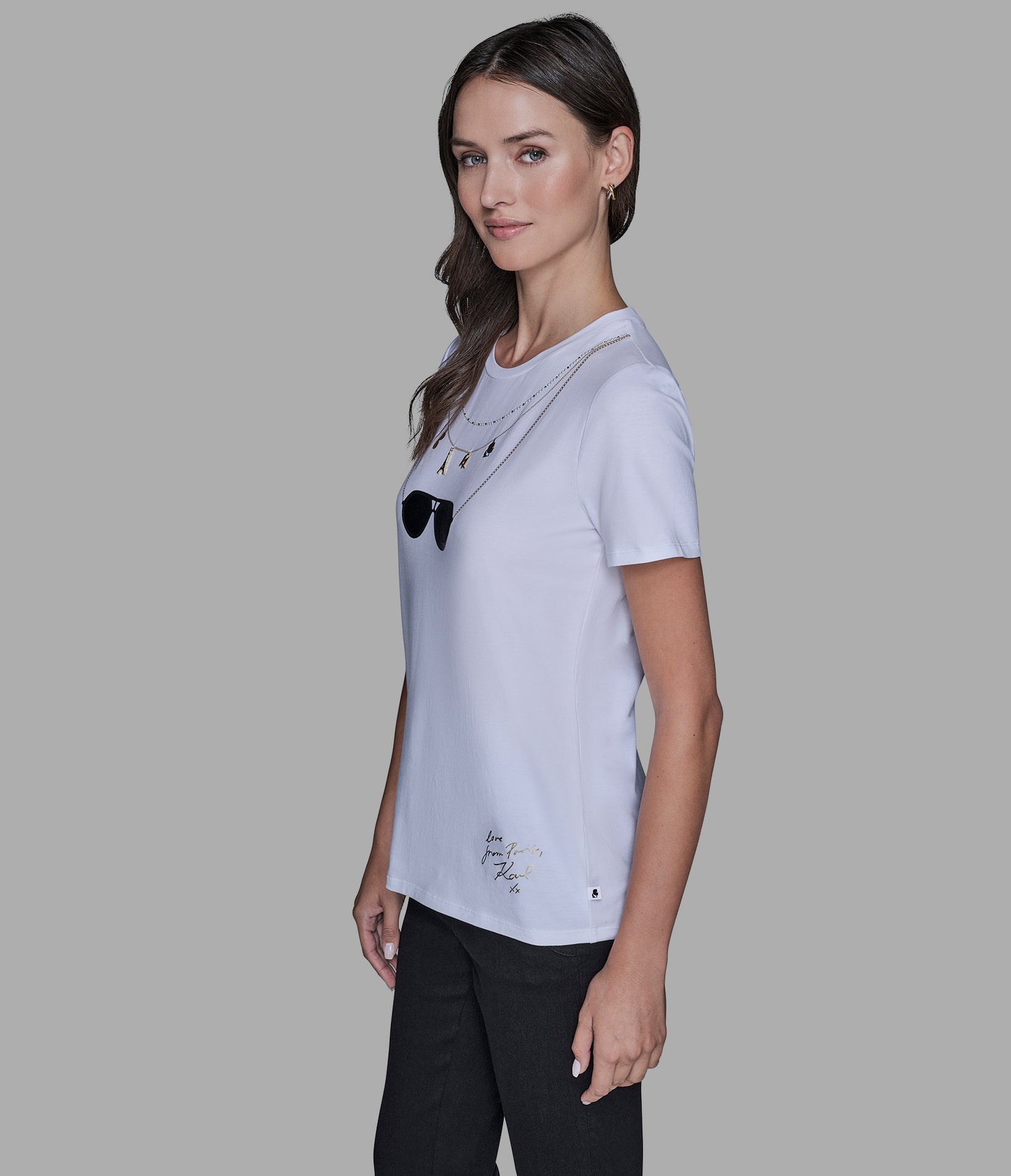 CHARM NECKLACE TEE VIEW 3 CHARM NECKLACE TEE VIEW 3