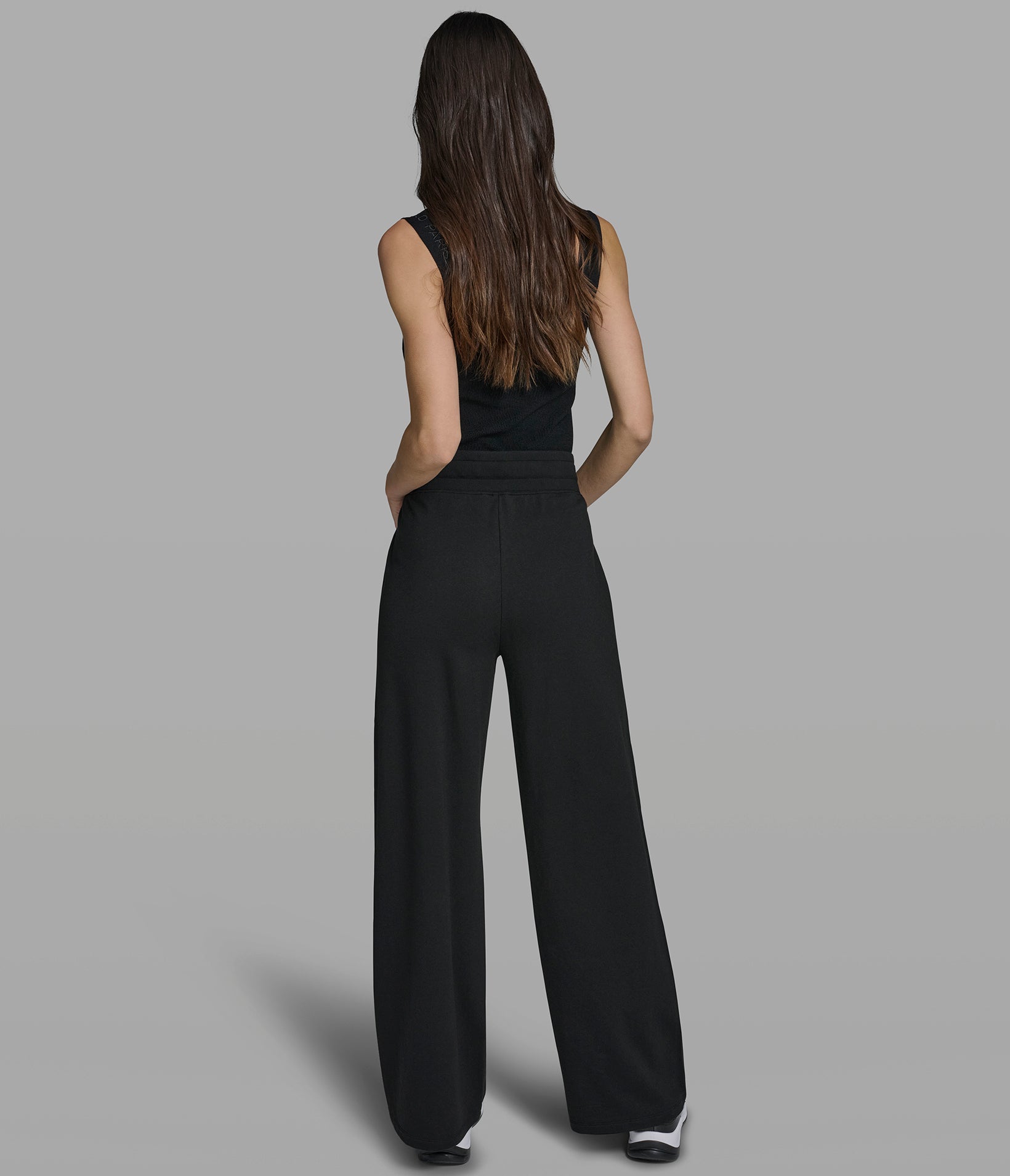 LOGO TAPE TRACK PANT View 2 | Women's Pants LOGO TAPE TRACK PANT View 2 | Women's Pants
