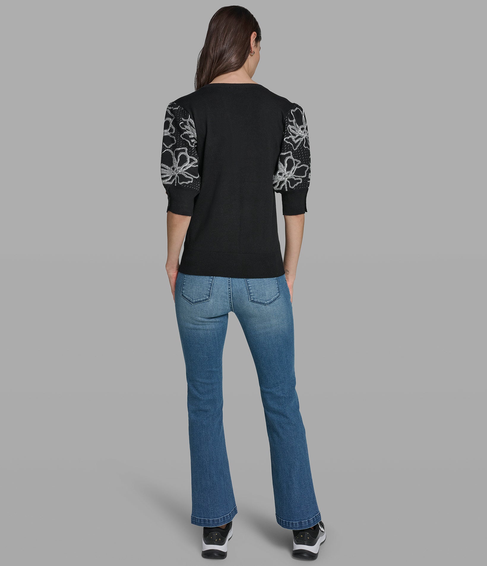 FLORAL V-NECK SWEATER VIEW 5 | Valentine's Day Shop FLORAL V-NECK SWEATER VIEW 5 | Valentine's Day Shop