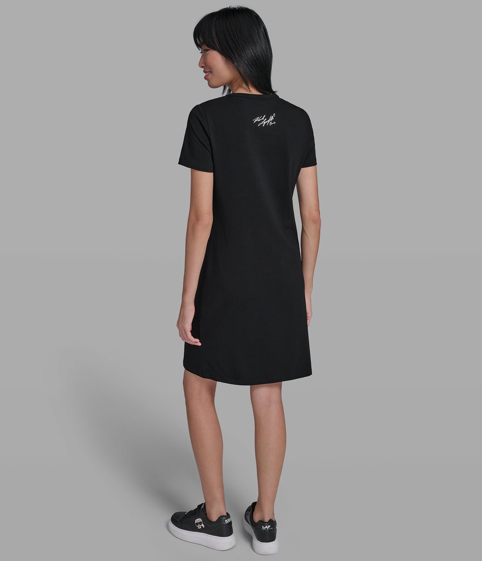 FLORAL FRAME CHOUPETTE T-SHIRT DRESS View 2 | Women's Clothing FLORAL FRAME CHOUPETTE T-SHIRT DRESS View 2 | Women's Clothing