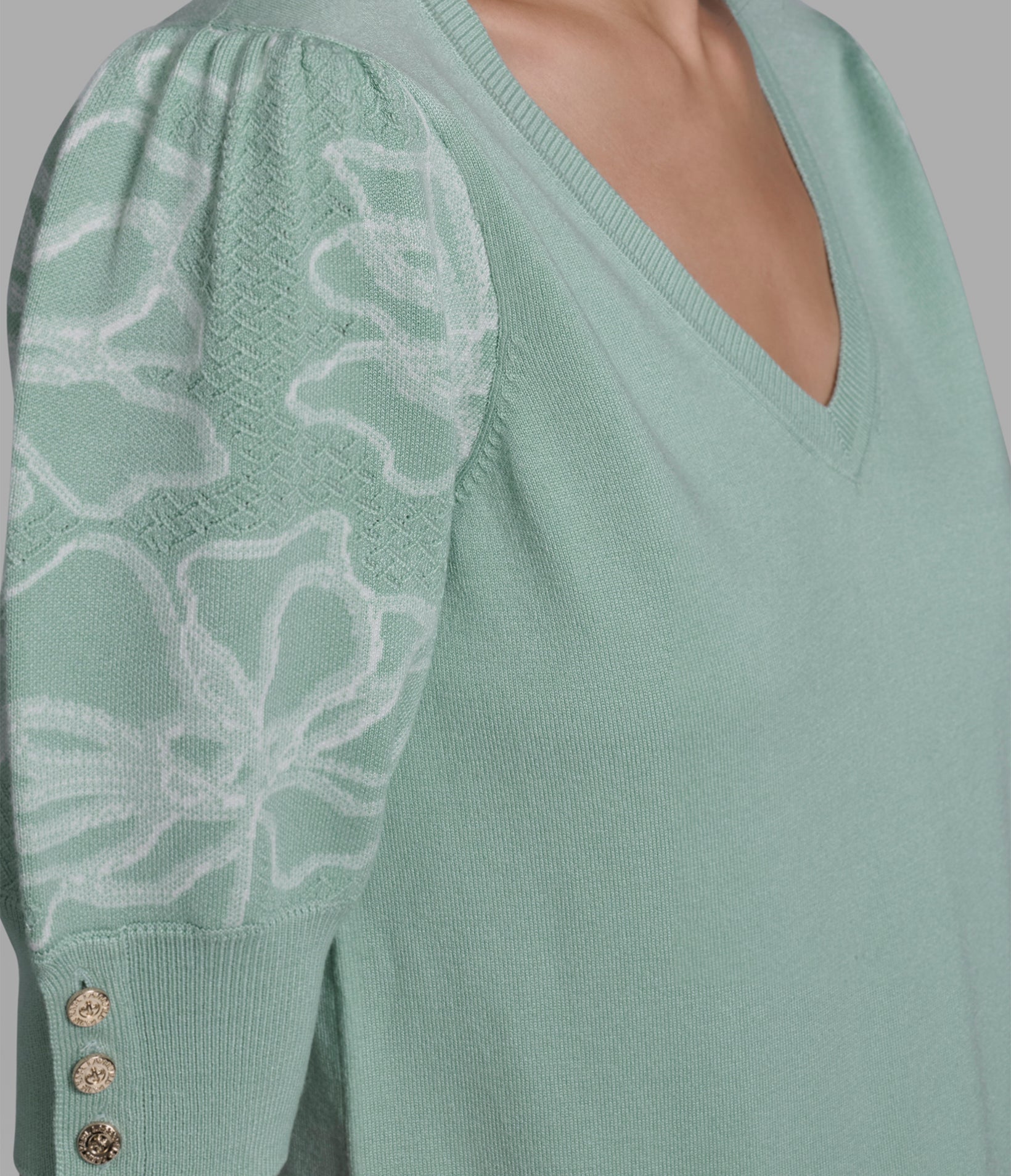 FLORAL V-NECK SWEATER VIEW 6 | Women's Tops & Sweaters FLORAL V-NECK SWEATER VIEW 6 | Women's Tops & Sweaters