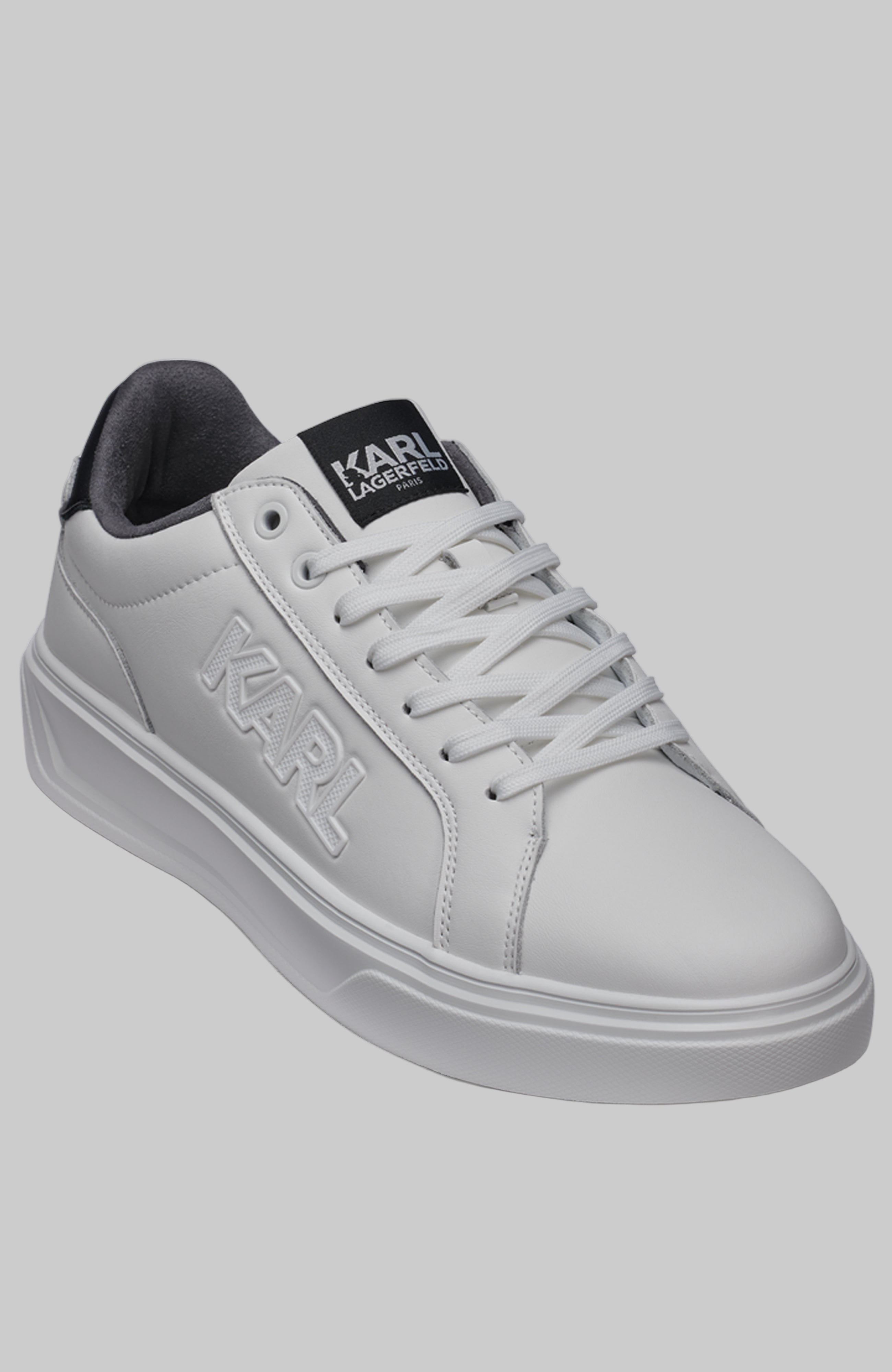 LEATHER SNEAKER WITH SIDE KARL LOGO PATCH View 2 | Men's Shoes LEATHER SNEAKER WITH SIDE KARL LOGO PATCH View 2 | Men's Shoes