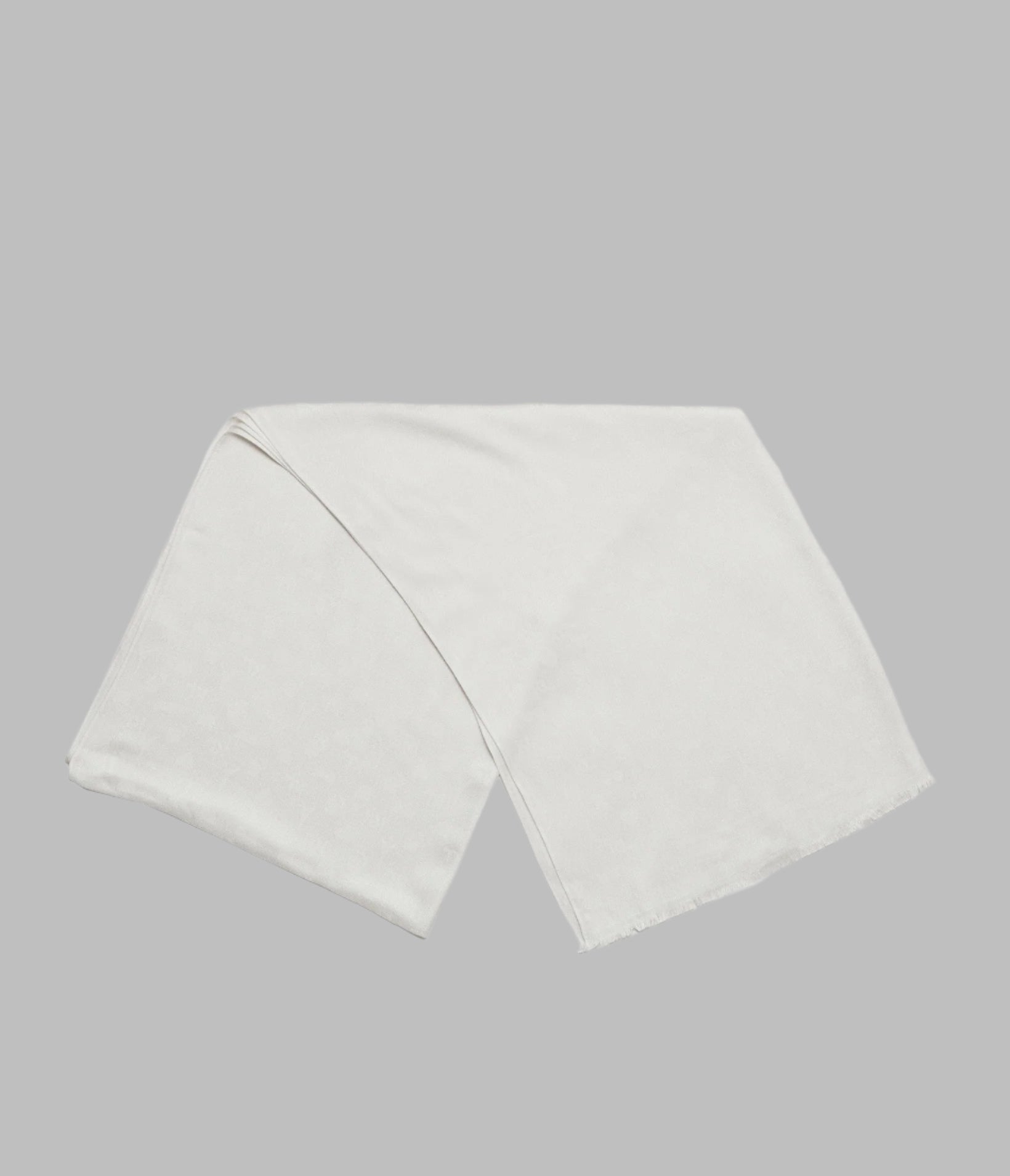 KARL ICON PASHMINA View 1 | Women's Accessories KARL ICON PASHMINA View 1 | Women's Accessories