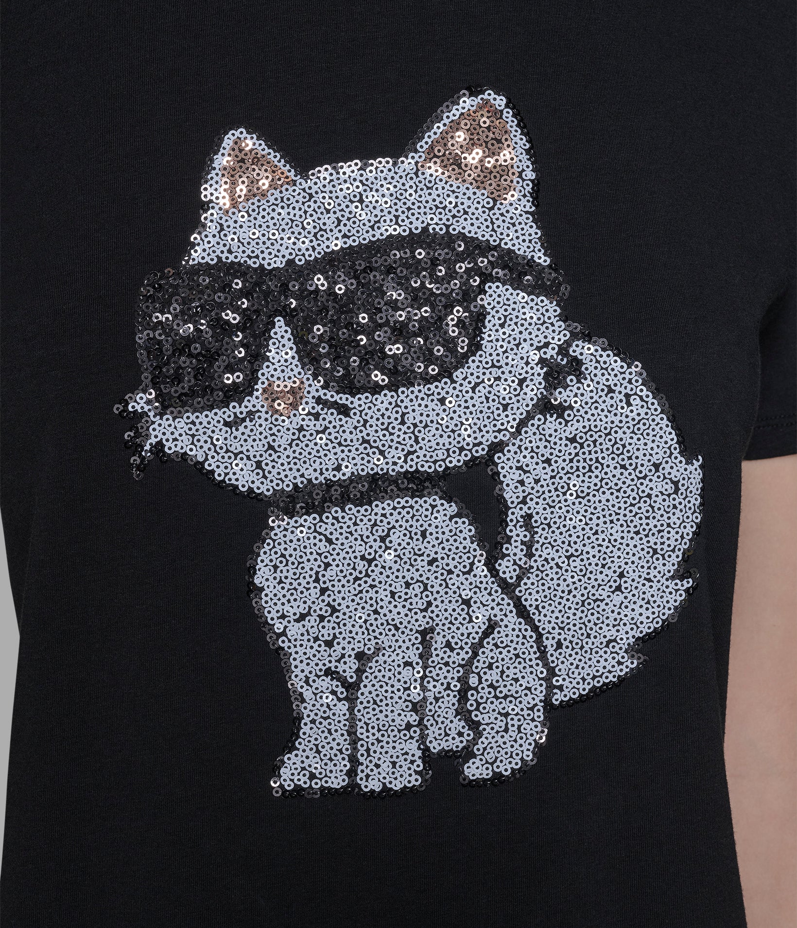 CHOUPETTE SEQUIN LOGO TEE VIEW 6 | Ikonic Karl
