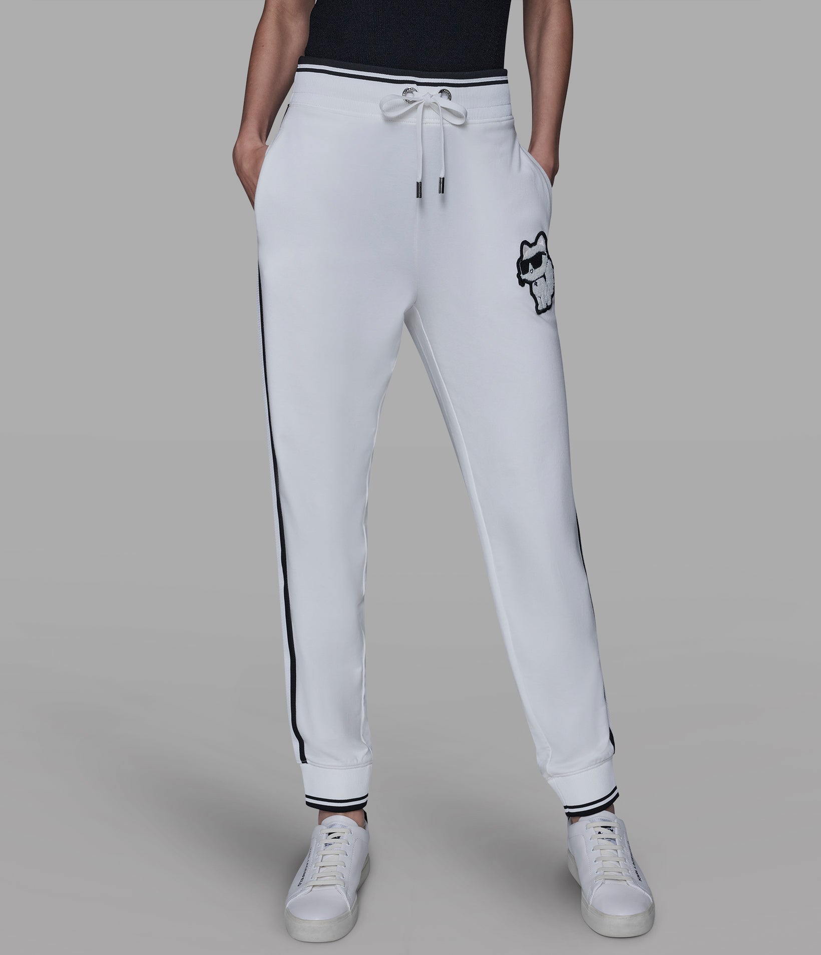 CHOUPETTE PATCH JOGGER VIEW 3