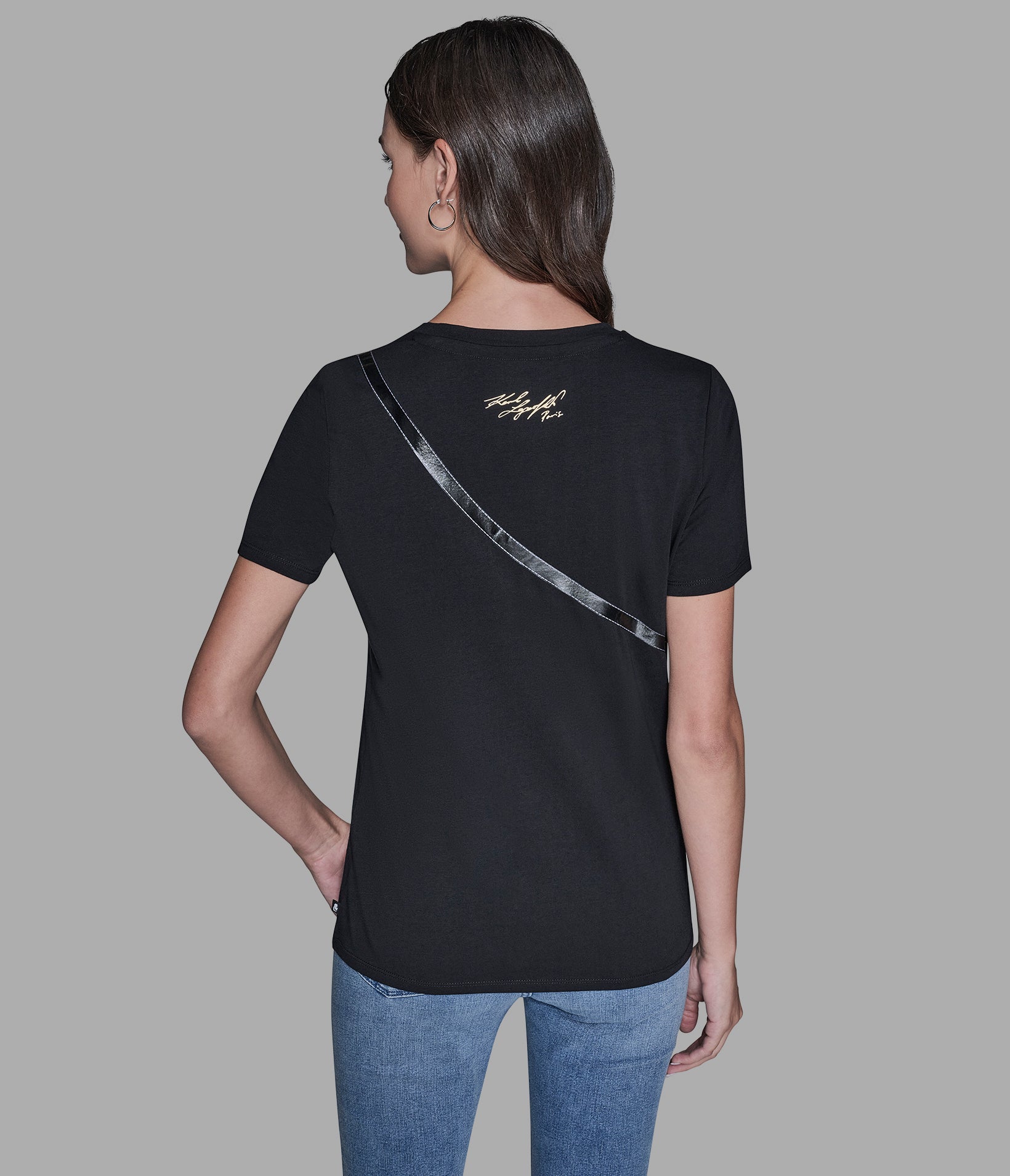 CAMERA BAG TEE View 2 | Products