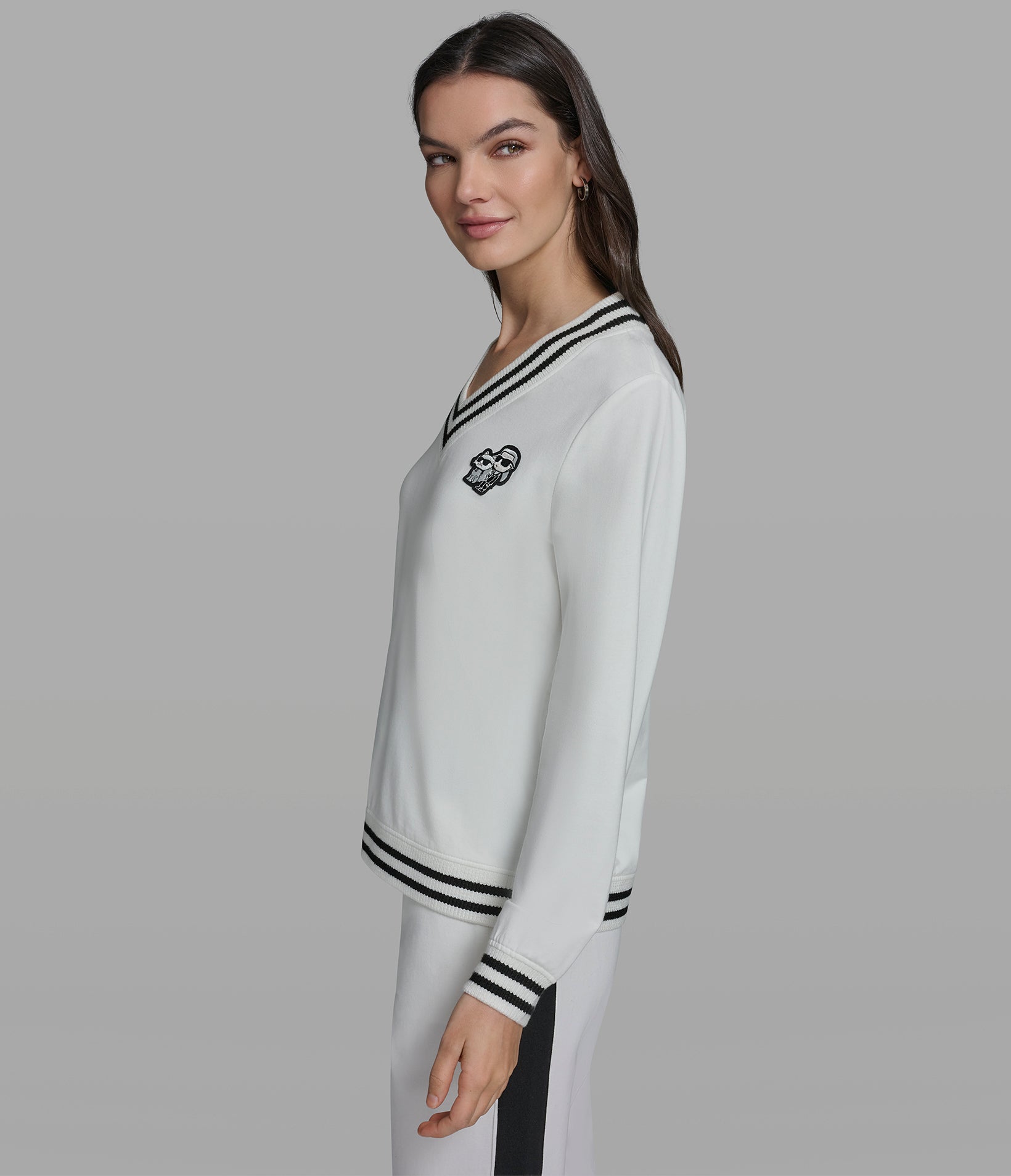 VARSITY PATCH V-NECK SWEATSHIRT VIEW 3