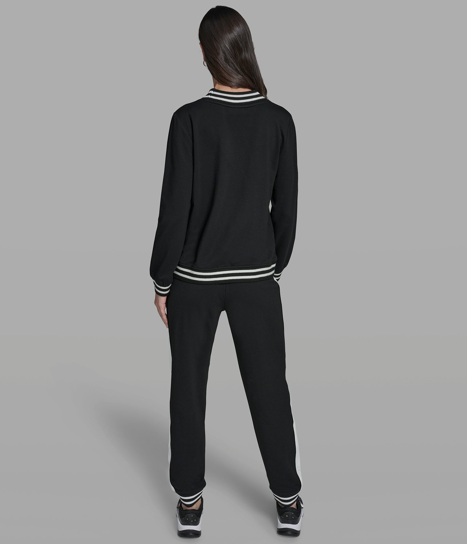 VARSITY PATCH V-NECK SWEATSHIRT VIEW 5