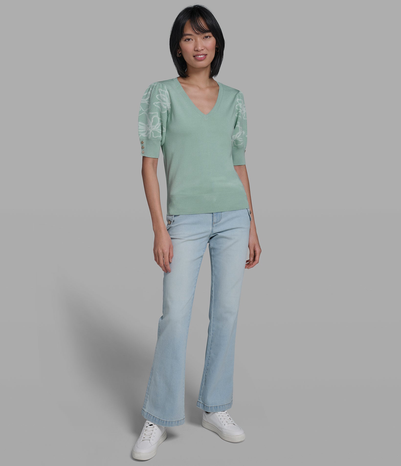 FLORAL V-NECK SWEATER View 1 | Women's Tops & Sweaters